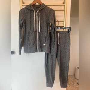 Vuori Heathered Gray Hoodie and Jogger Set, size XS